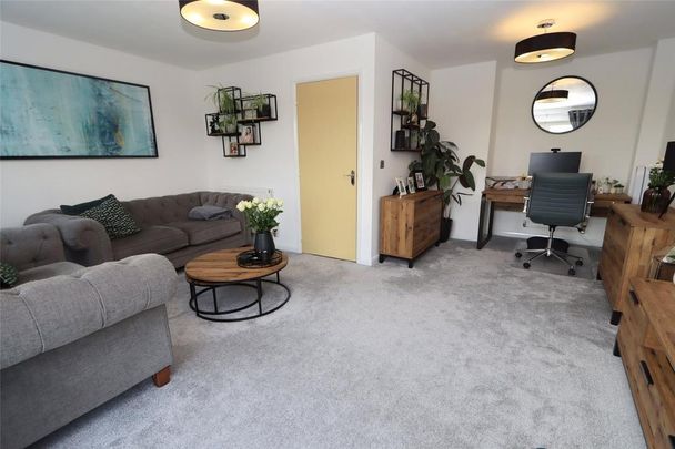 4 bedroom terraced house to rent - Photo 1