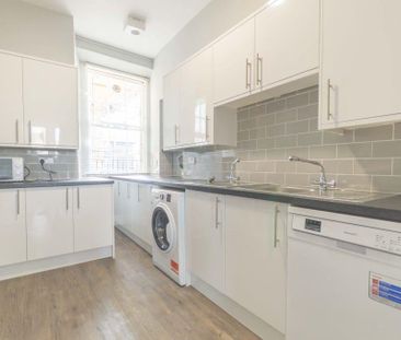 10 bedroom flat share to rent - Photo 6