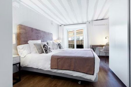 Calle de la Cebada, Madrid, Community of Madrid 28005 - Foto 4