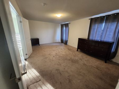 For Lease - 48 Simona Avenue, Wasaga Beach, Ontario - Photo 4