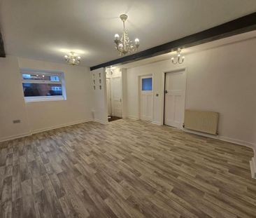 2 bedroom ground floor flat to rent - Photo 3