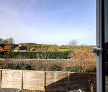 4 bedroom detached house to rent - Photo 5