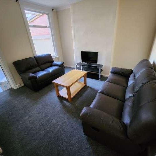 Blacklands, Bridgwater, TA6 - Photo 1