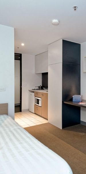 Hawthorn, Melbourne | Studio Deluxe - Photo 1