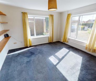 5 bedroom detached house to rent - Photo 4