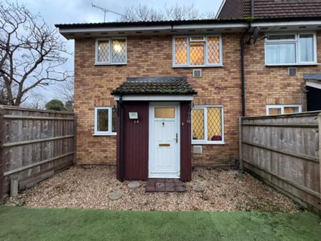 1 bedroom semi-detached house to rent - Photo 5