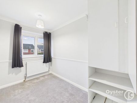 4 bedroom semi-detached house to rent - Photo 4