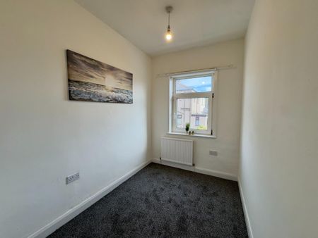 Duke Street, Briercliffe, Burnley - Photo 4
