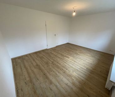 *energetische Hausmodernisierung*renovierte Wohnung*Balkon* - Photo 2