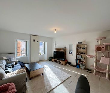 Location Appartement 4 pièces 94m² - Photo 2