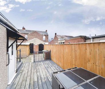 3 bedroom terraced house to rent - Photo 6