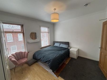 4 Artana Street, Ormeau Road, Belfast, BT7 2FF - Photo 2