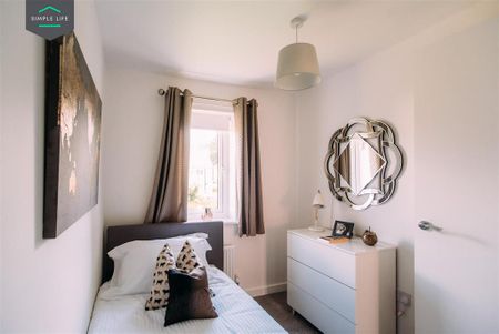 3 bedroom semi-detached house to rent - Photo 3