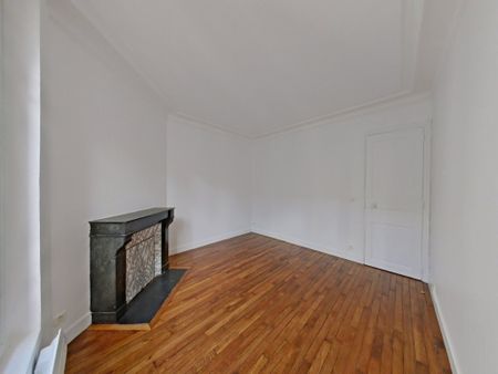 APPARTEMENT T2 A LOUER - PARIS 19EME ARRONDISSEMENT Combat 14 - 27.02 m - 860 € - Photo 2
