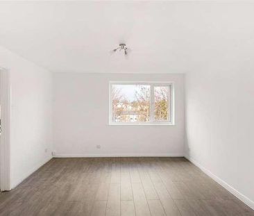 Sylvan Road, London, SE19 - Photo 2