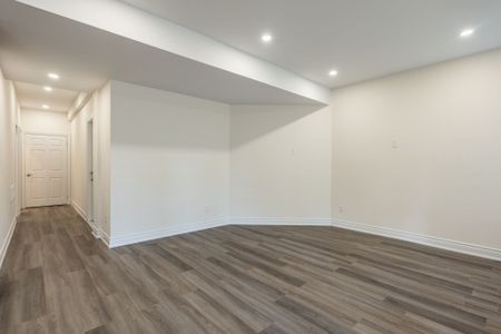 For Lease - 2339 Awenda Drive Unit# A, Oakville, Ontario - Photo 4