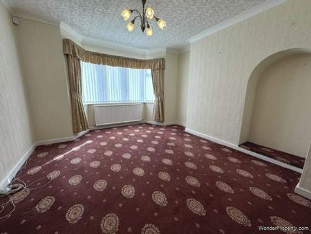 3 bedroom property to rent in Blackpool - Photo 4