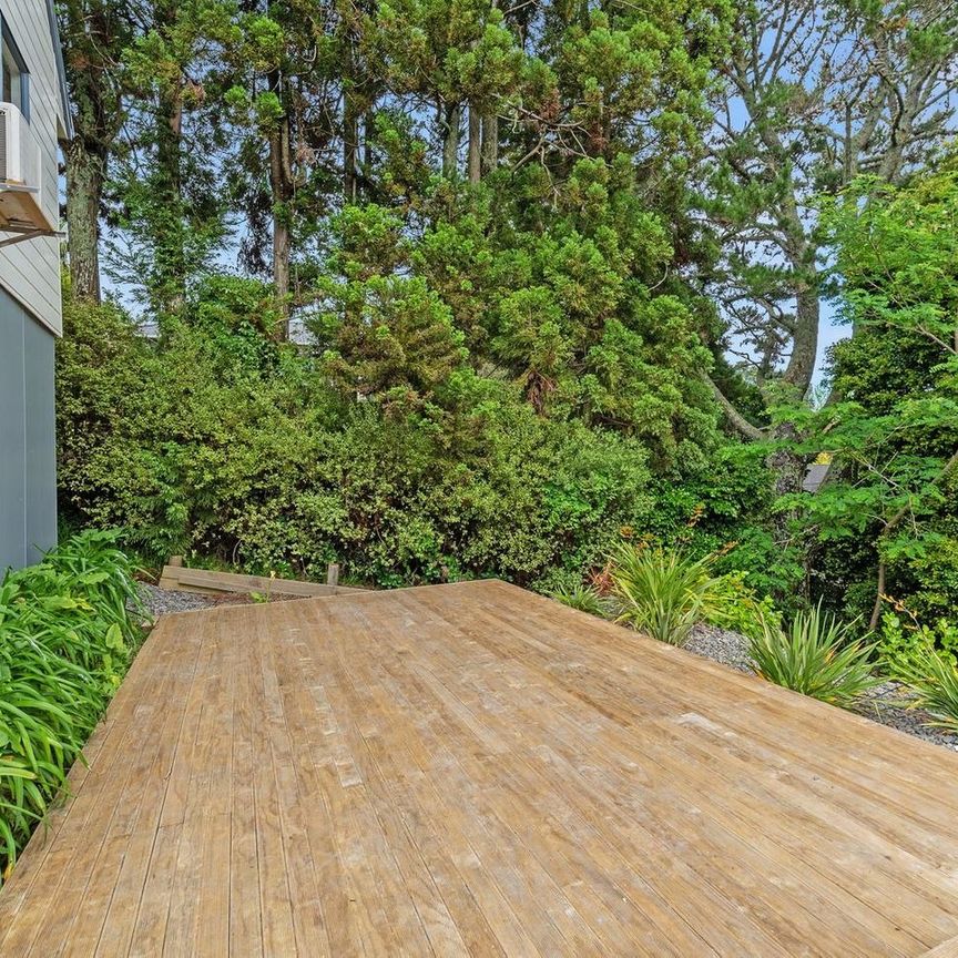 Extraordinary East Coast Rd Home - Photo 1