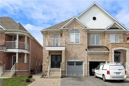 Semi-Detached Home For Lease | N7401566 - Photo 2