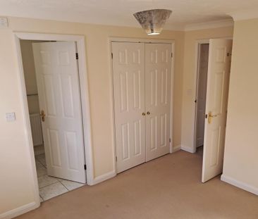 3 bedroom detached house to rent - Photo 6