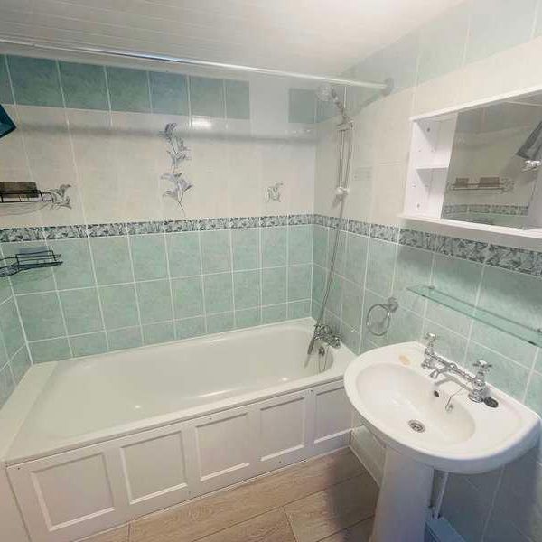 Leicester Avenue, Doncaster, DN2 - Photo 1