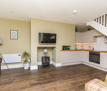 1 bedroom maisonette to rent - Photo 2