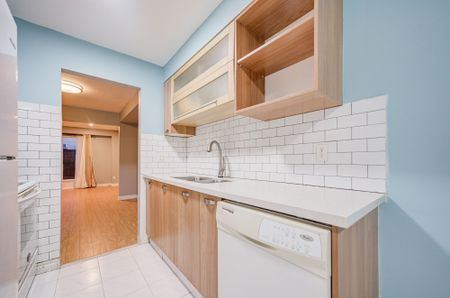 For Lease - 98 Rakewood Crescent Unit# Upper, Toronto, Ontario - Photo 2