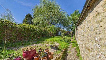 2 bedroom cottage to rent - Photo 5