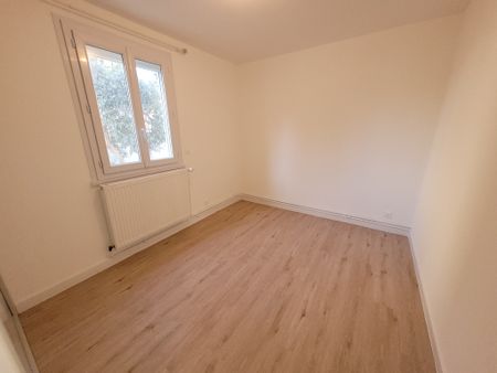 Location Maison 4 pièces 81m² NARBONNE 11100 - Photo 2