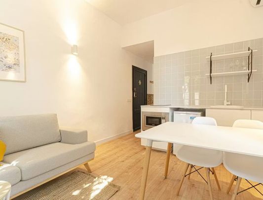 Carrer de les Balears, Barcelona, Catalonia 08023 - Foto 1