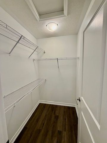 For Lease - 9 Vinewood Crescent, Barrie, Ontario - Photo 2