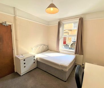 Sydenham Buildings - Photo 4