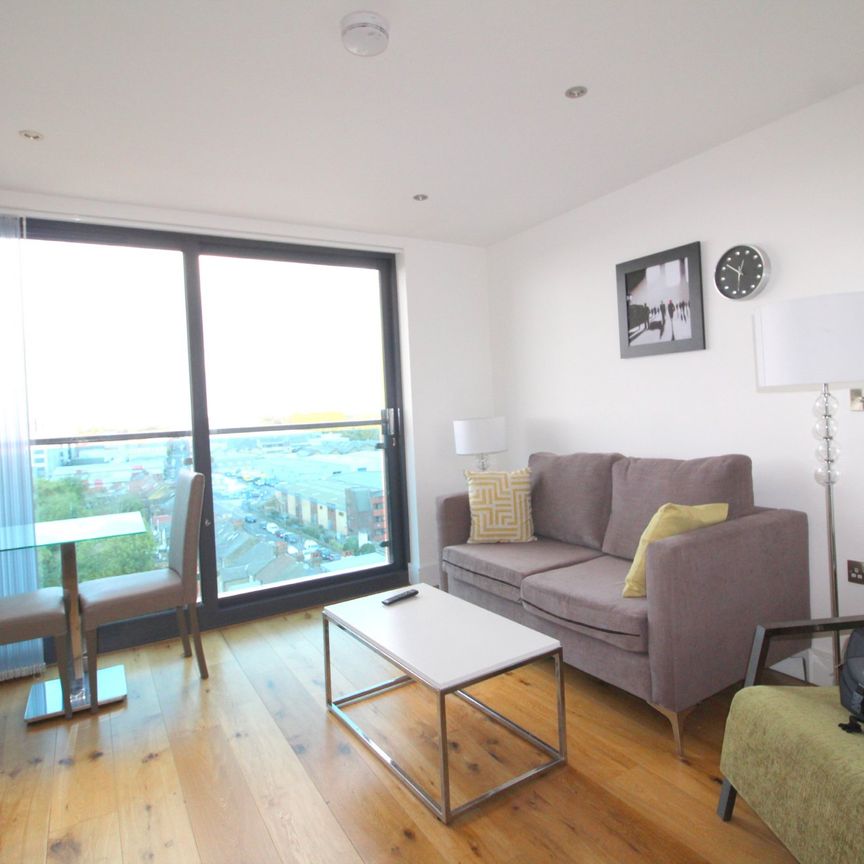 Station Road, Hayes, UB3 4FQ - Photo 2