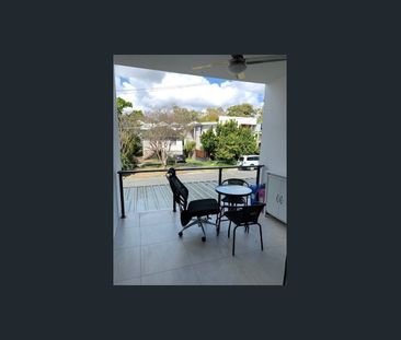 7/50 Depper Street, St Lucia, Qld 4067 - Photo 2