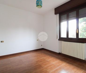 Porzione di bifamiliare in affitto - Photo 2