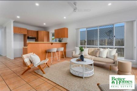 Bright, Spacious & Conveniently Located 3 Bedroom Home - Photo 2