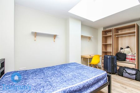 2 bed Apartment for Rent - Photo 4