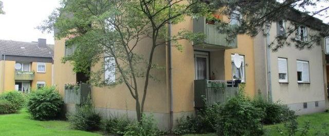 Erdgeschosswohnung mit 2,5 Zimmern und Balkon (WBS) - Photo 1