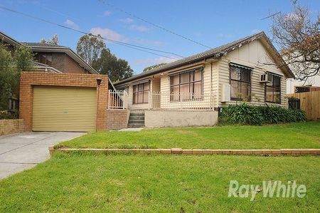 38 Kinnoull Grove, Glen Waverley - Photo 5