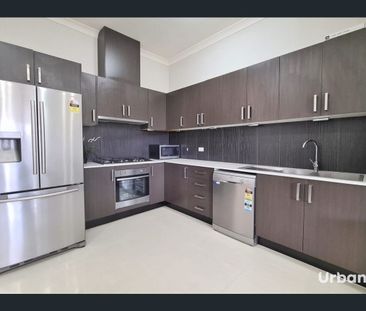 Townhouse in Perfect Location - Photo 5