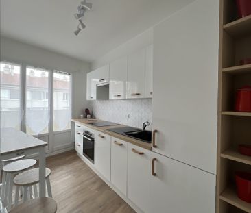 Location Appartement 2 pièces 45m² VILLEURBANNE 69100 - Photo 2