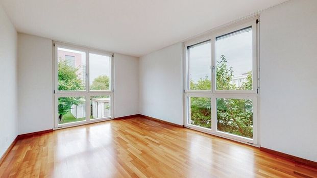 Perfect for families: apartment with a large living space and lounge - Photo 1