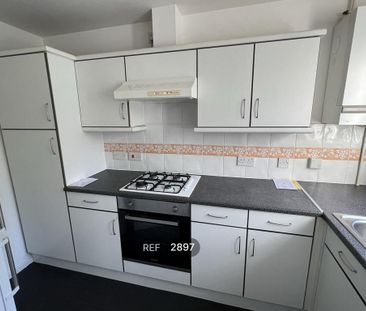 2 bedroom property to rent - Photo 4