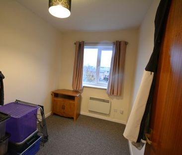 Flat to rent on - Photo 3