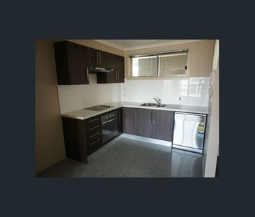 Executive 2 bedroom Unit - Photo 6