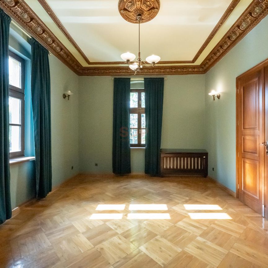 Wyjątkowa willa na Dąbiu - Zdjęcie 1
