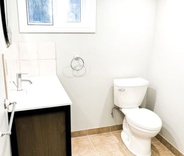 For Lease - 36 Dayton Avenue Unit# Unit B, Toronto, Ontario - Photo 6