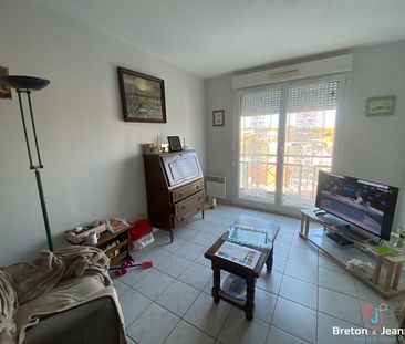 Location Appartement 3 pièces 56m² - Photo 4