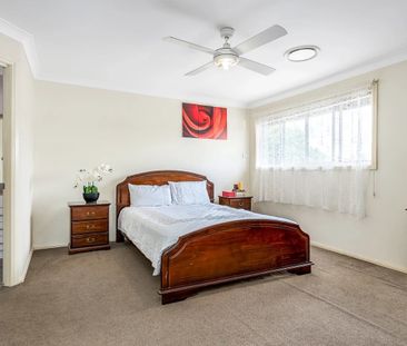 Stylish 4-Bedroom Family Home for Lease in The Ponds - Photo 2