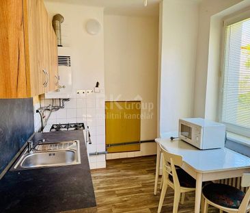 Pronájem bytu 2+1 52 m² - Photo 1